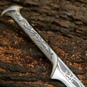 Elfen-zwaard geïnspireerd op Thranduil