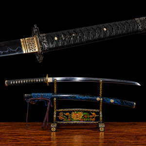 Katana Akane (T10-staal met authentieke hamon en roggenhuid)