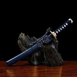 Tanto Isumi (T10-staal con Tsuba Placcata Oro)