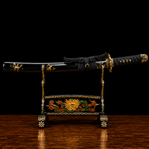 Tanto Saijo (T10-staal)