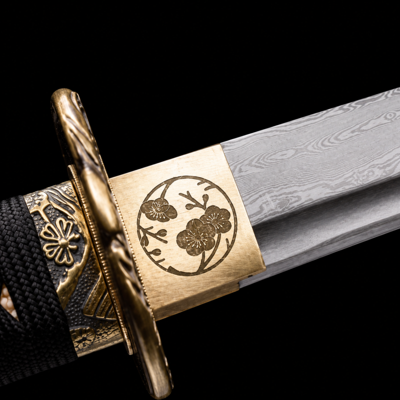 Tanto Tomisato (Damaststaal con Saya Speciale)
